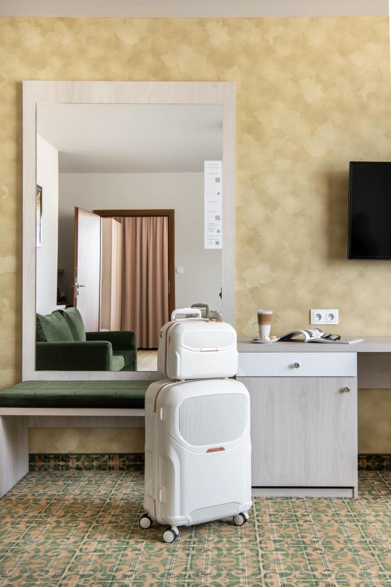 Hotel Arche Ζεστοκόβα Εξωτερικό φωτογραφία