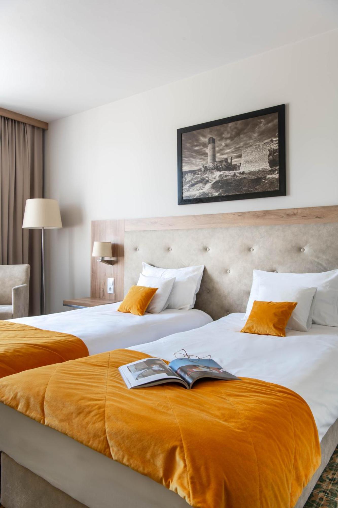 Hotel Arche Ζεστοκόβα Εξωτερικό φωτογραφία